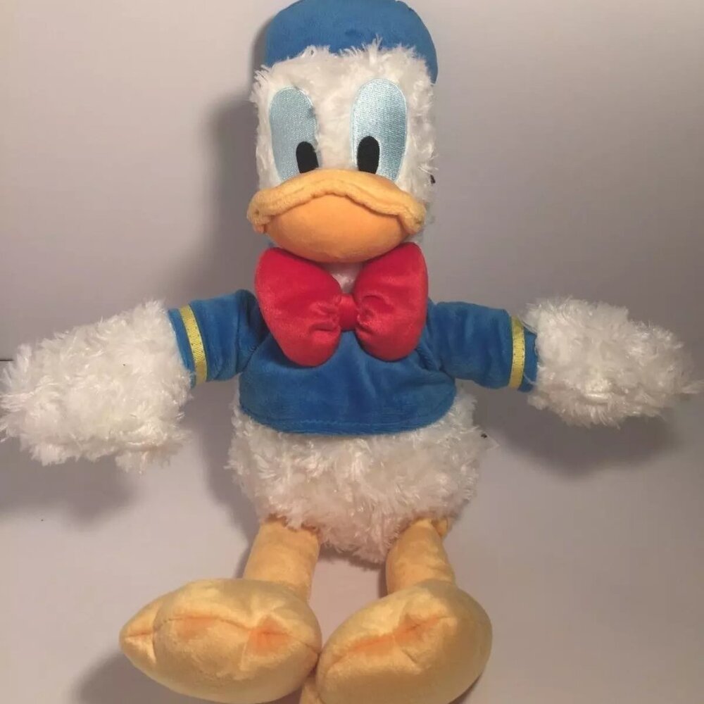 Donald Duck Disney Stuffed Toy Plush Animal 15” Disneyland Disney Parks
